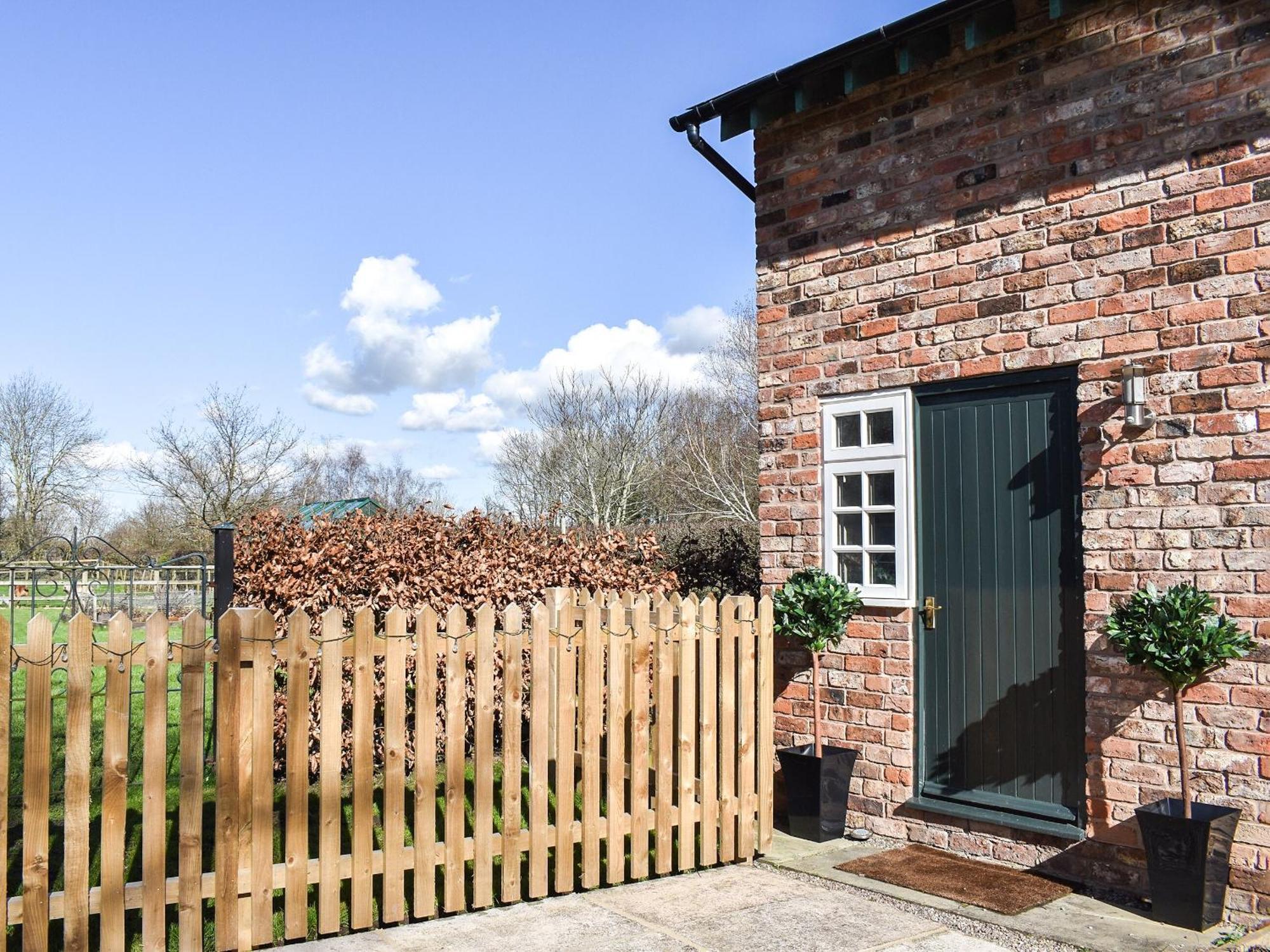 Elm House Studio Christleton ภายนอก รูปภาพ
